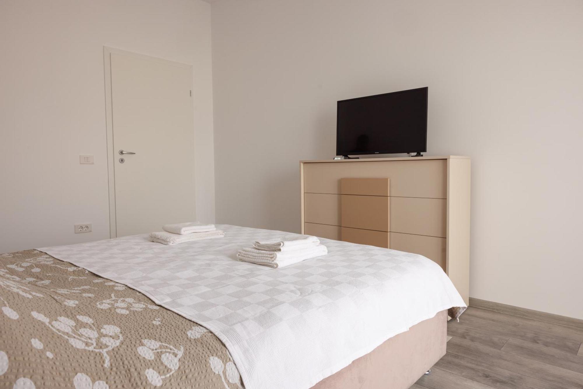 Apartament Rescossa *